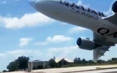 cbsn fusion faa investigating low flyover boeing 777 texas airport thumbnail
