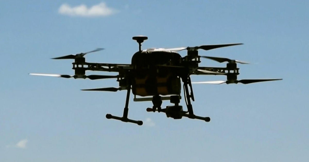 cbsn fusion jetblue pilot says we collided with a drone while landing at jfk thumbnail