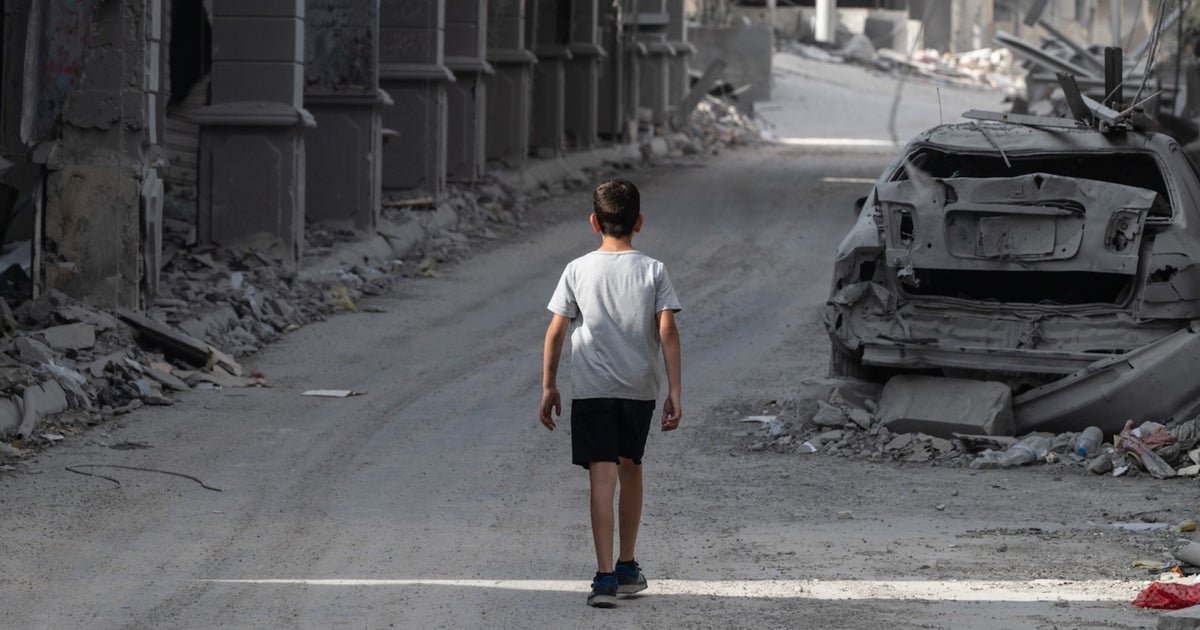 cbsn fusion lebanese civilians divided over israel hezbollah conflict thumbnail