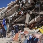 cbsn fusion more than 1400 confirmed dead in venezuela earthquakes tens of thousands still missing thumbnail