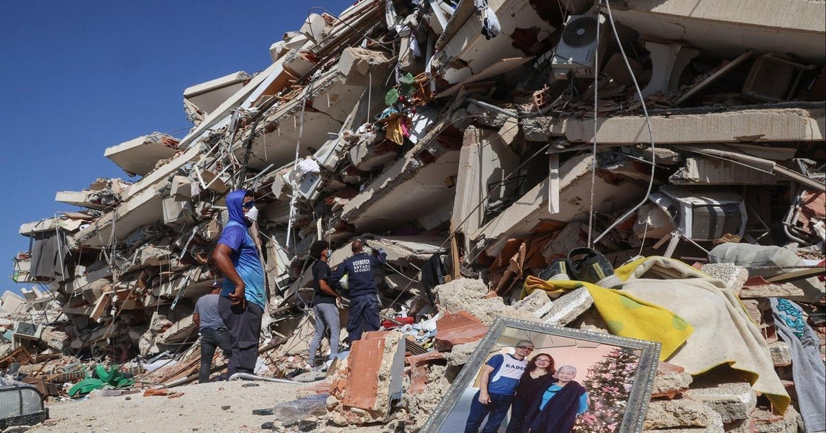 cbsn fusion more than 1400 confirmed dead in venezuela earthquakes tens of thousands still missing thumbnail