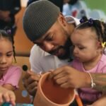 cbsn fusion rikers island inmates get fathers day trip to museum with their kids thumbnail