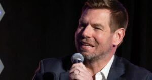 cbsn fusion swalwell says hes resigning from congress after sexual misconduct allegations thumbnail