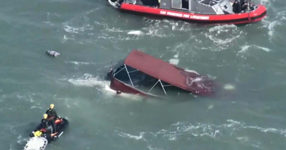 cbsn fusion 1 person dead 3 missing after boat sinks near alcatraz island in san francisco bay thumbnail