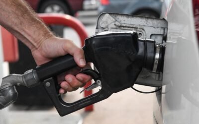 cbsn fusion gas prices on the rise again as iran war reignites thumbnail