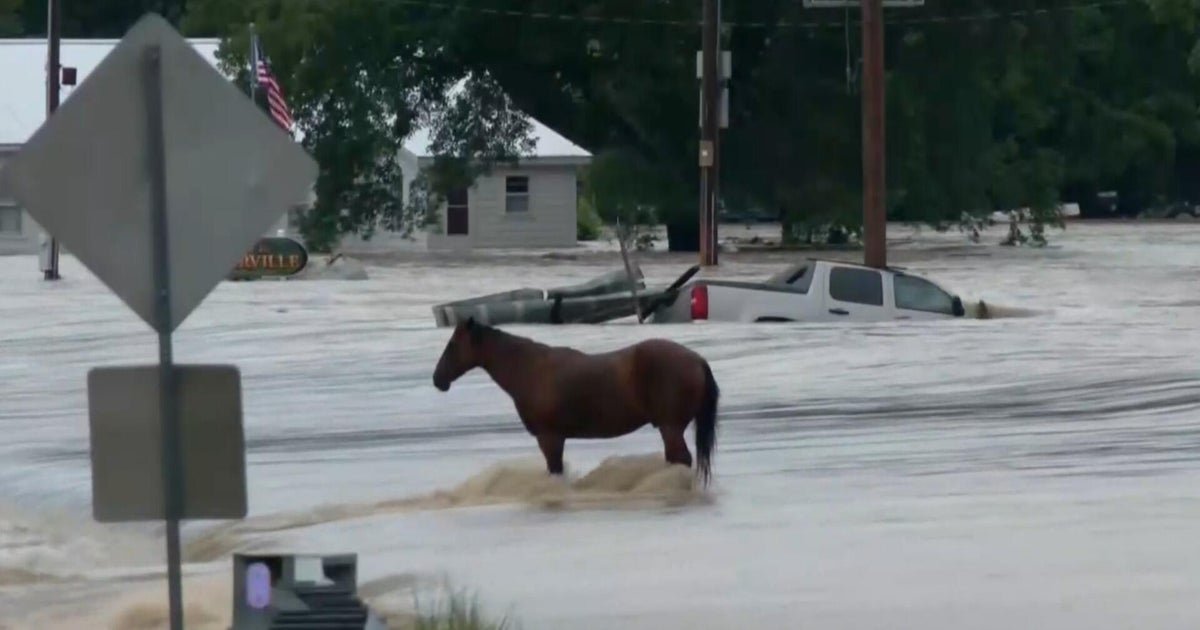 cbsn fusion hundreds rescued amid historic flash flooding in missouri thumbnail