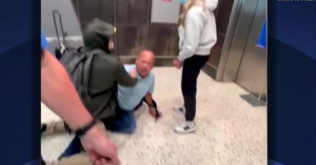 cbsn fusion ice agents increasingly arresting immigrants us airports thumbnail