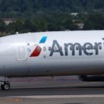 cbsn fusion pilot reports biting passenger on american airlines flight thumbnail