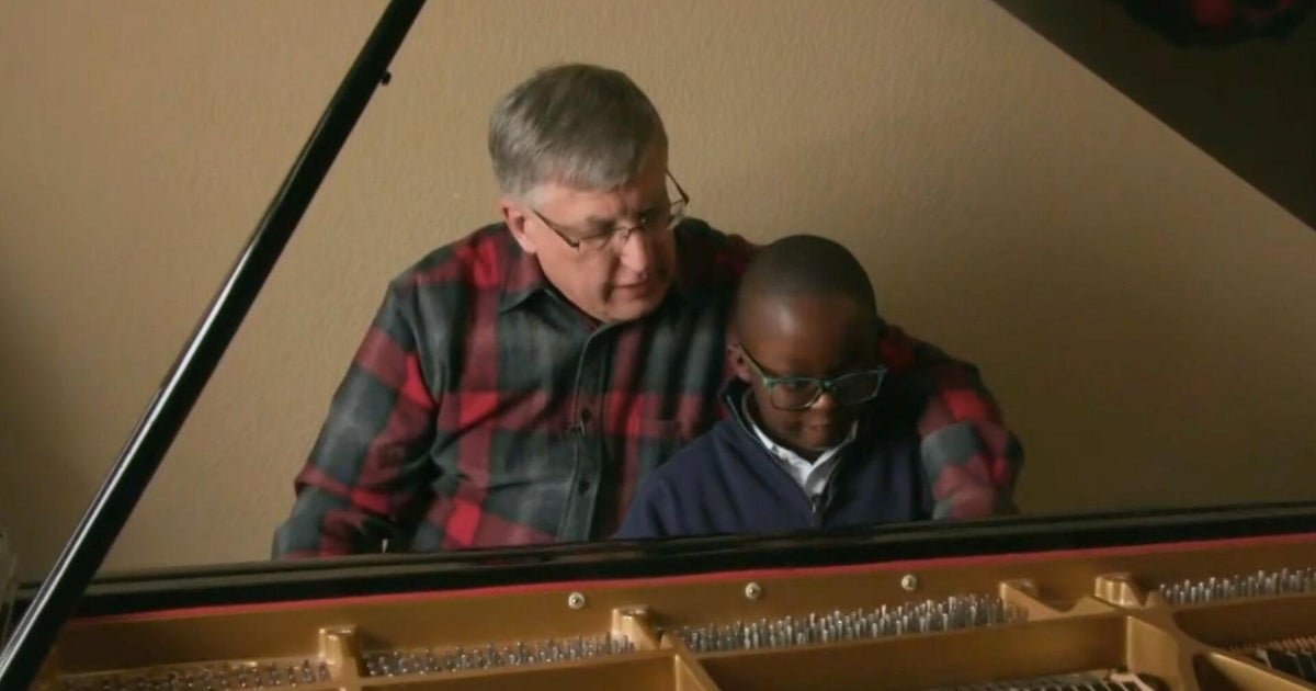 cbsn fusion after stranger gifts boy autism piano dazzles world mozart level thumbnail