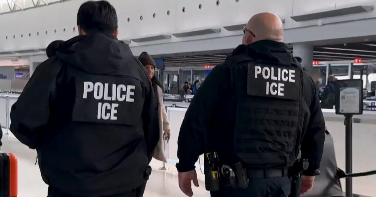 cbsn fusion airlines push back against rising ice arrests at airports thumbnail
