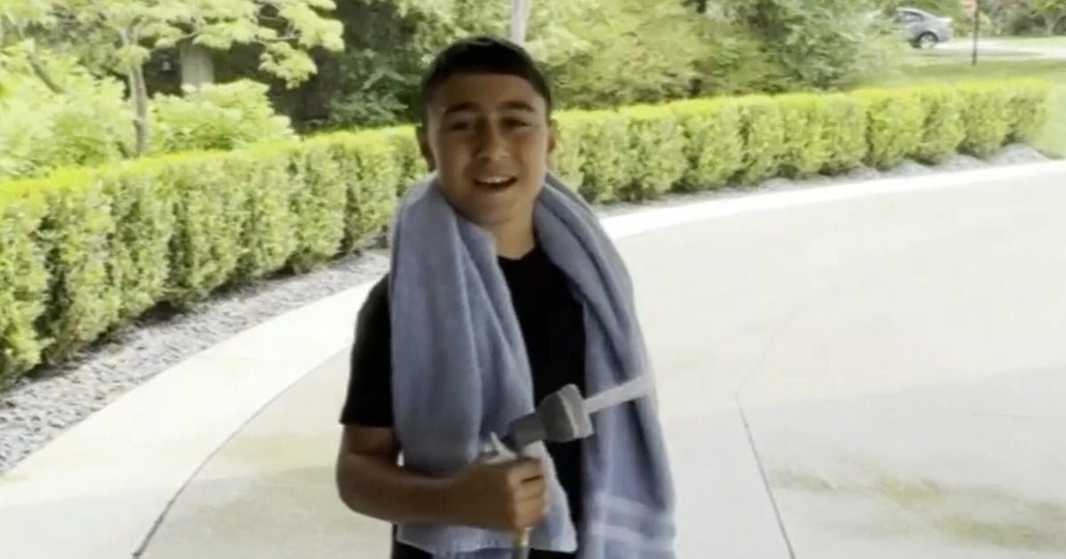 cbsn fusion more kids ditching their phones to find summer jobs thumbnail