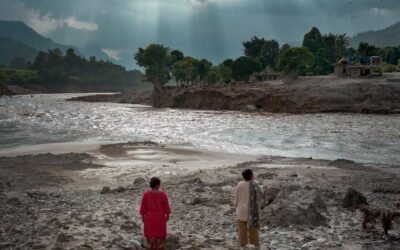 cbsn fusion nepal on high alert for more flooding as death toll mounts thumbnail