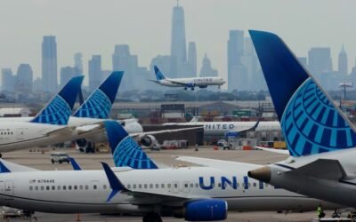 cbsn fusion united airlines announces largest international expansion in companys history thumbnail