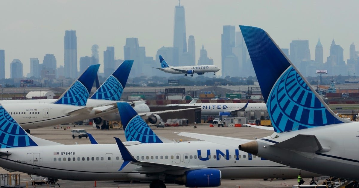 cbsn fusion united airlines announces largest international expansion in companys history thumbnail
