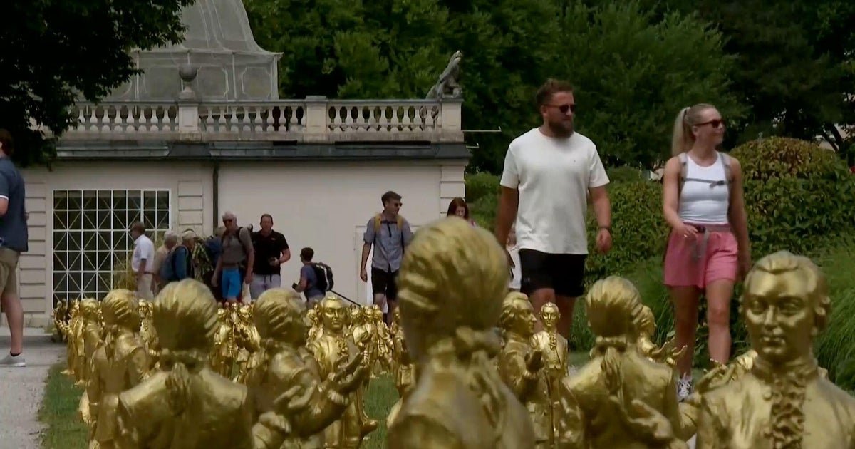 thumbs gold mozarts
