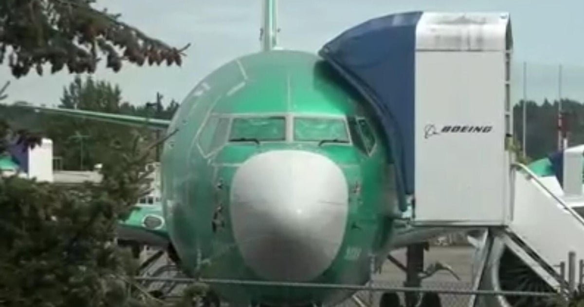 cbsn fusion faa delays boeing 737 max 10 approval software glitch thumbnail