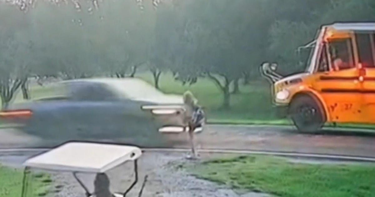 cbsn fusion increase drivers passing stopped school buses leads safety concerns thumbnail
